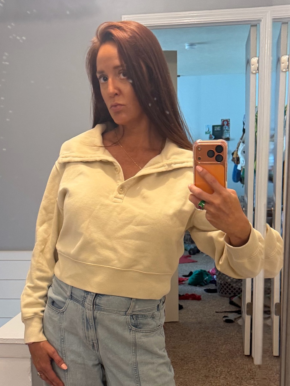 Abercrombie and Fitch soft AF collection xs cropped sweatshirt cream women’s